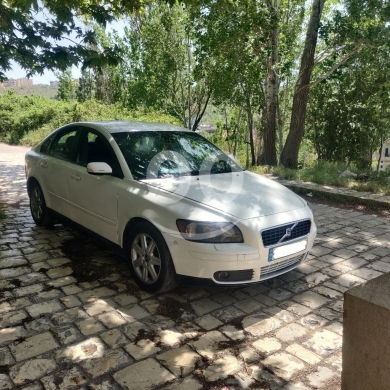 Volvo in Unesco - volvo s40 2005