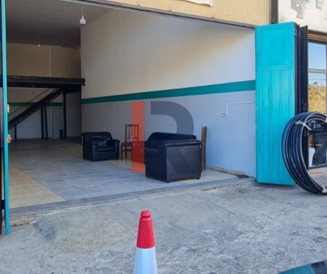 R9-3033 Showroom 485m for Rent in Btouratij – Koura with 2 Floors and Warehouses