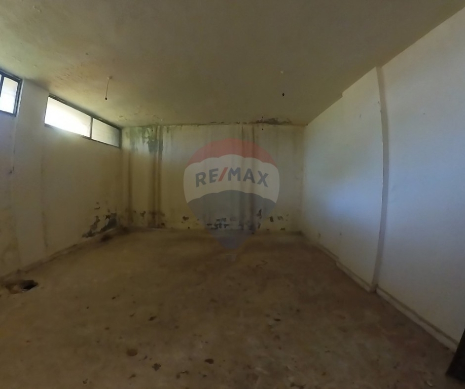 Commercials for rent in Haykaliye - R9-3035 Warehouse for Sale in Haykaliyeh Koura - 500 m², 3.5 m Height