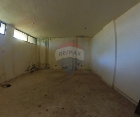 Commercials for rent in Haykaliye - R9-3035 Warehouse for Sale in Haykaliyeh Koura - 500 m², 3.5 m Height