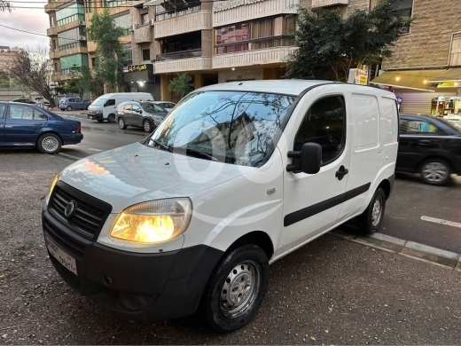 Fiat dans Beyrouth - FIAT DOBEL 2007