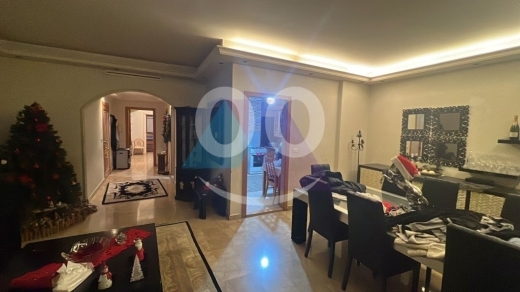 Apartments for sale in Mar Takla - 195 m2 apartment for sale in Mar Takla - شقة للبيع في مار تقلا JO38A33