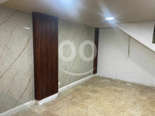 Apartments for sale in Saida - محل تجاري للبيع أو الإيجار على الأوتوستراد الشرقي - صيدا | Shop for Sale or Rent on Eastern Highway
