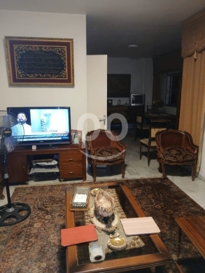 Apartments for sale in Beirut City - Spacious 190sqm Apartment for Sale in Zarif, Beirut - Prime Location with Private Well