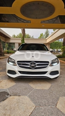Mercedes-Benz in Jdeideh - Mercedes C300 2017