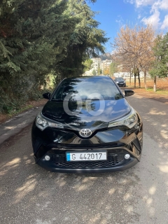تويوتا C-HR 2018 دفع رباعي بحالة ممتازة | Toyota C-HR 2018 4x4 Excellent Condition