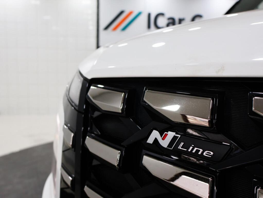 HYUNDAI VENUE - Image 2