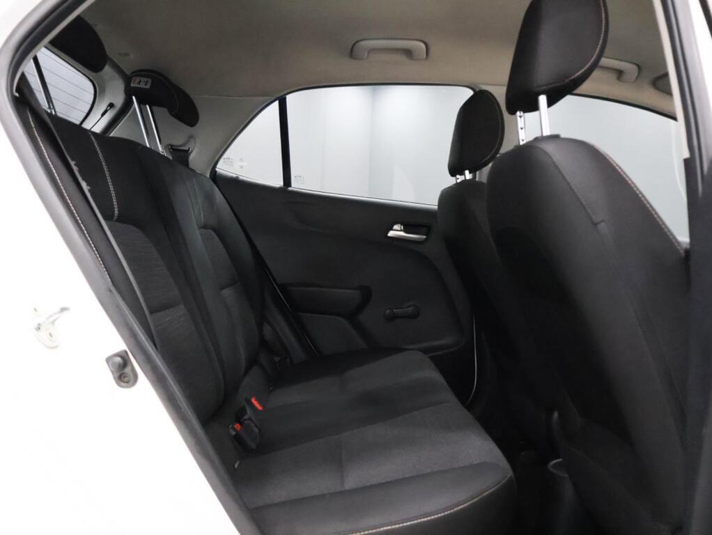 KIA PICANTO - Image 7