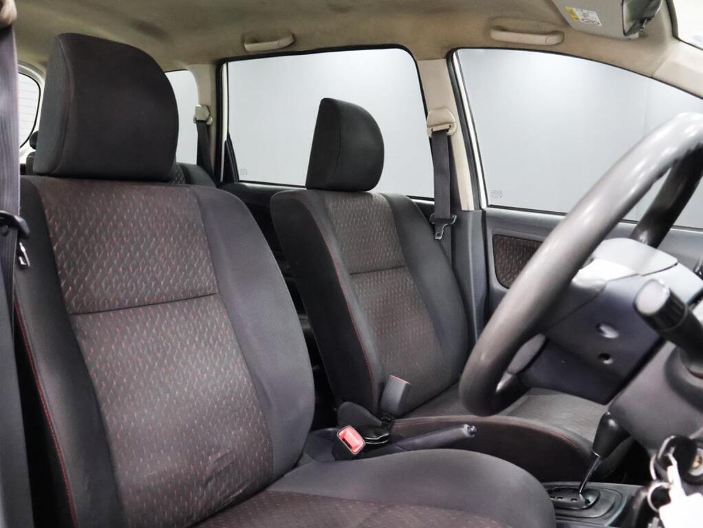 TOYOTA AVANZA - Image 15