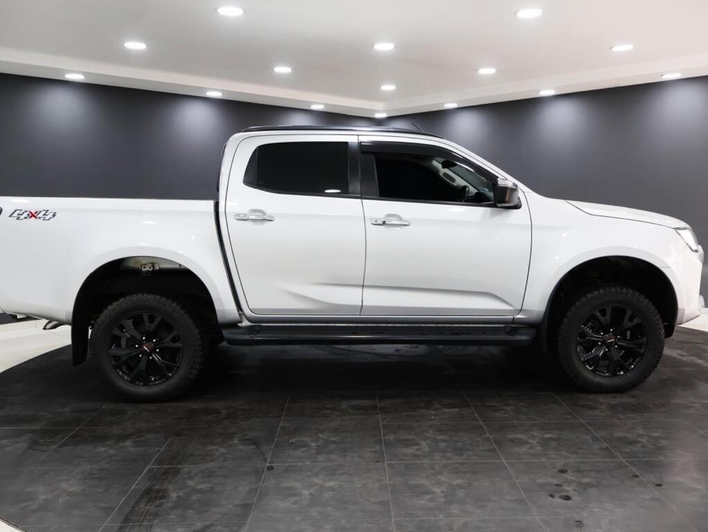 ISUZU D-MAX - Image 2