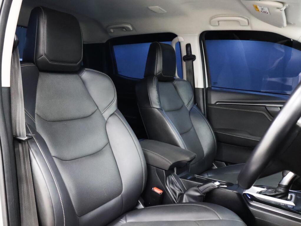 ISUZU D-MAX - Image 6