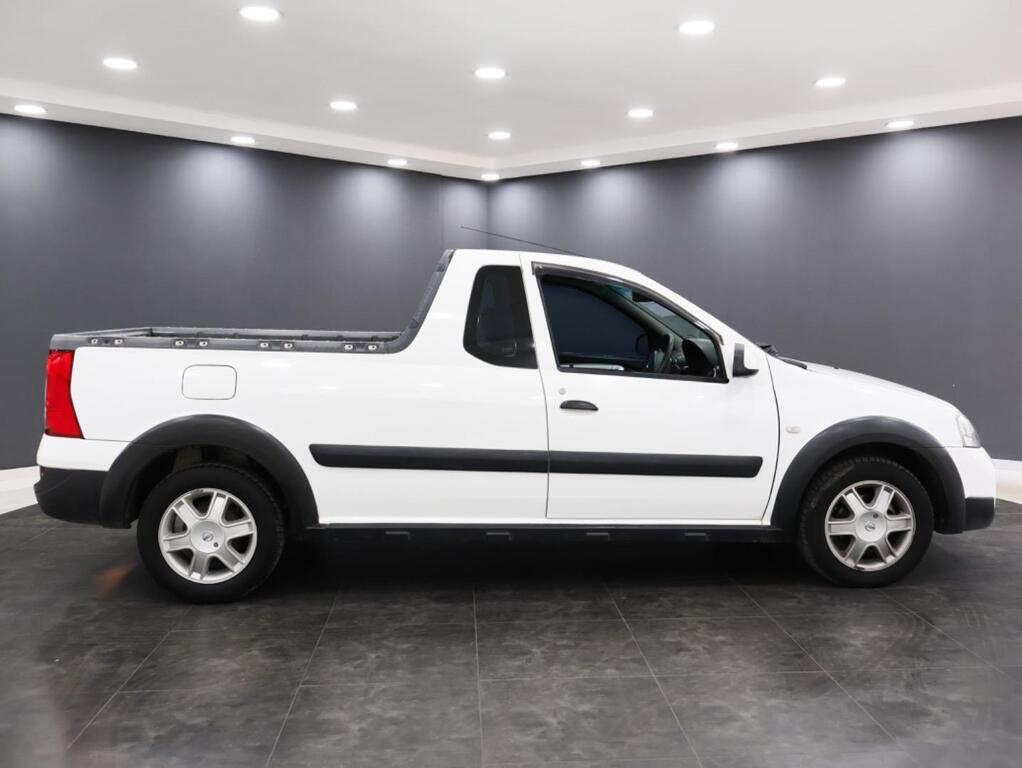 NISSAN NP200 – Icar Gezina