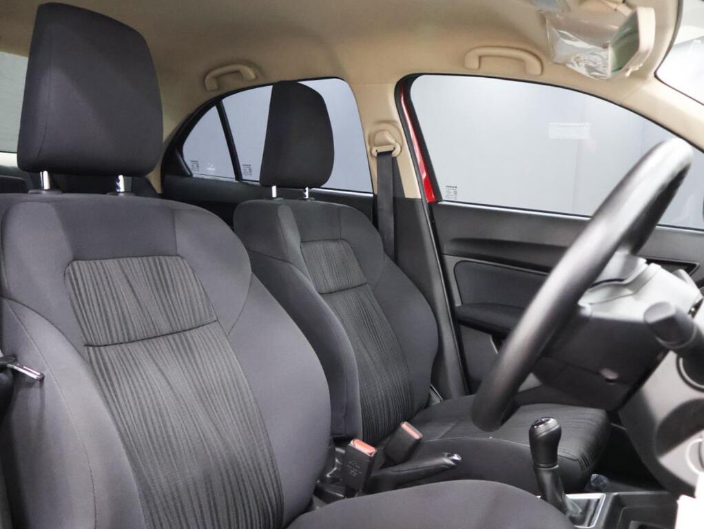 SUZUKI SWIFT - Image 19