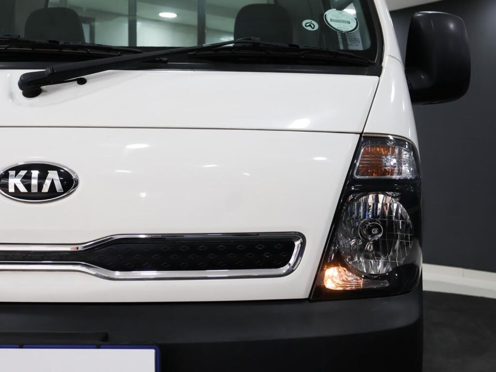 KIA K 2700 - Image 12