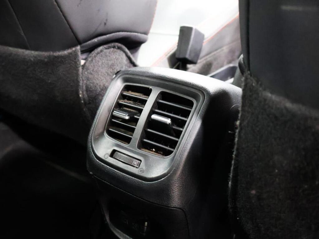HYUNDAI i10 - Image 20