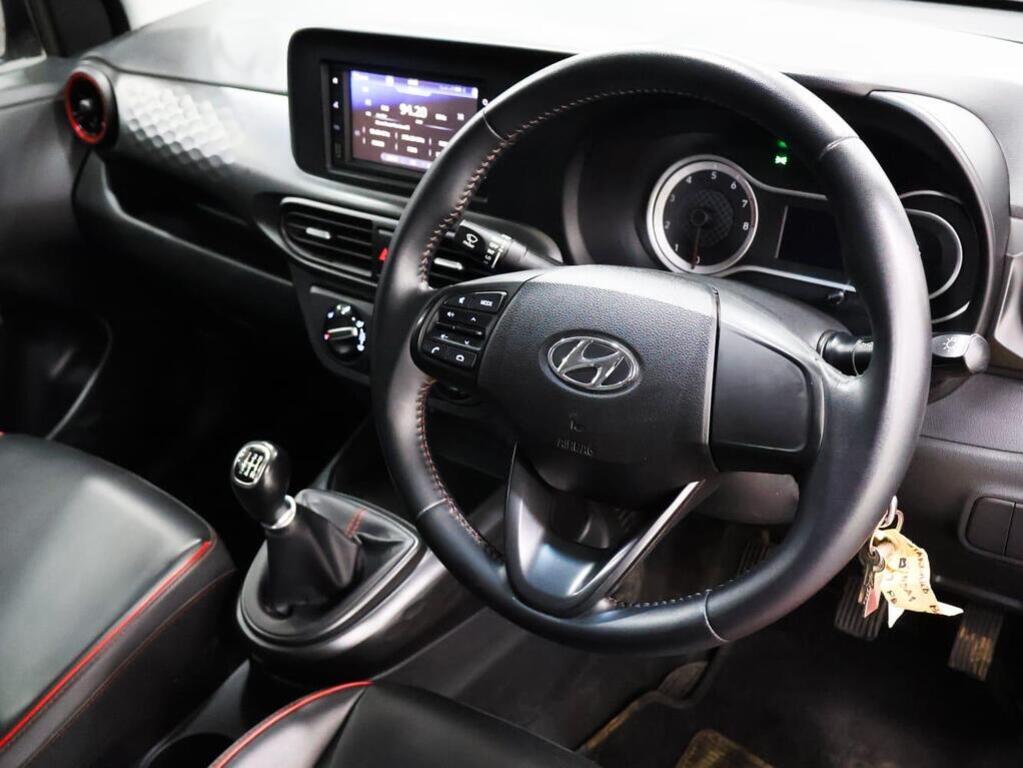 HYUNDAI i10 - Image 6