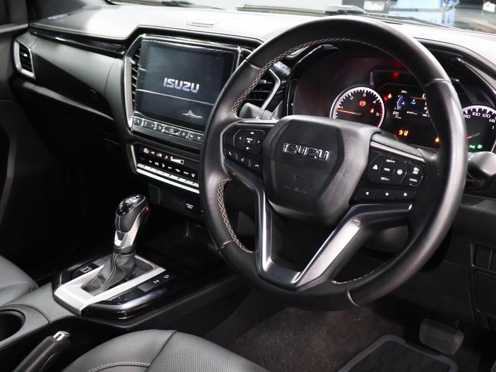 ISUZU D-MAX - Image 6