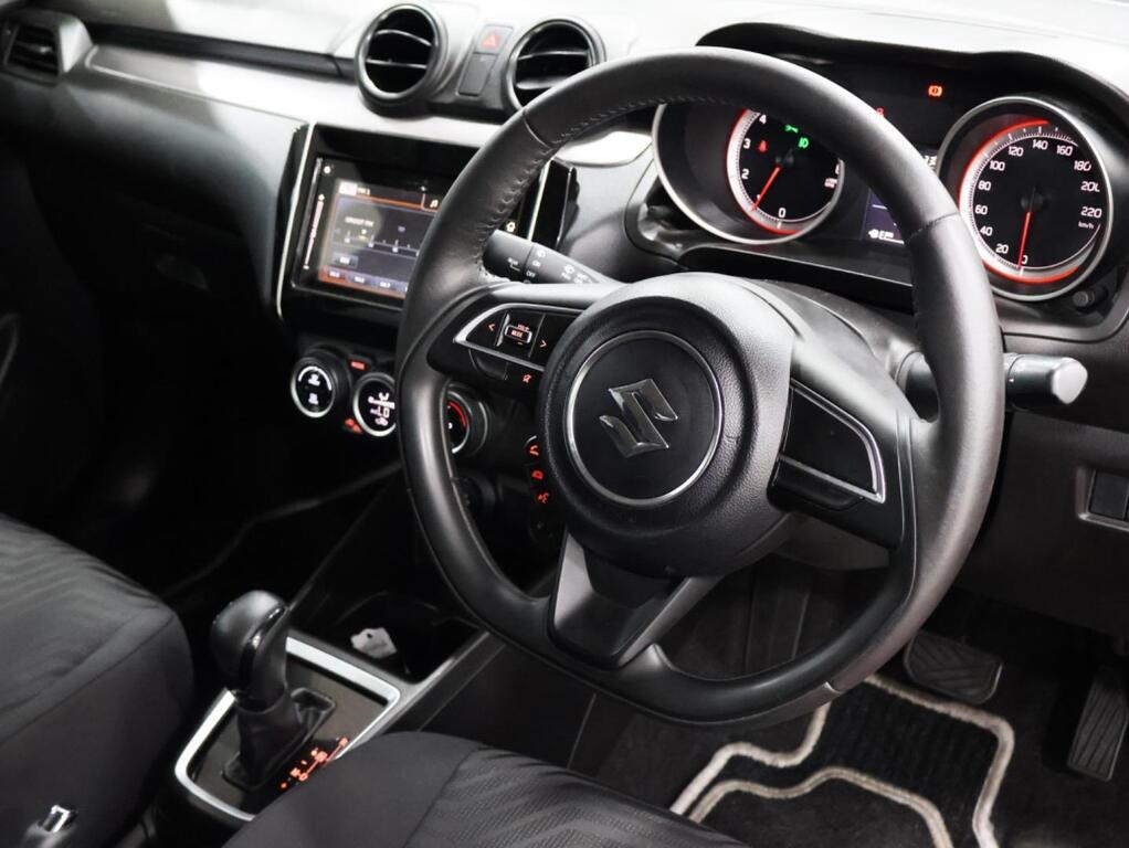 SUZUKI SWIFT - Image 6