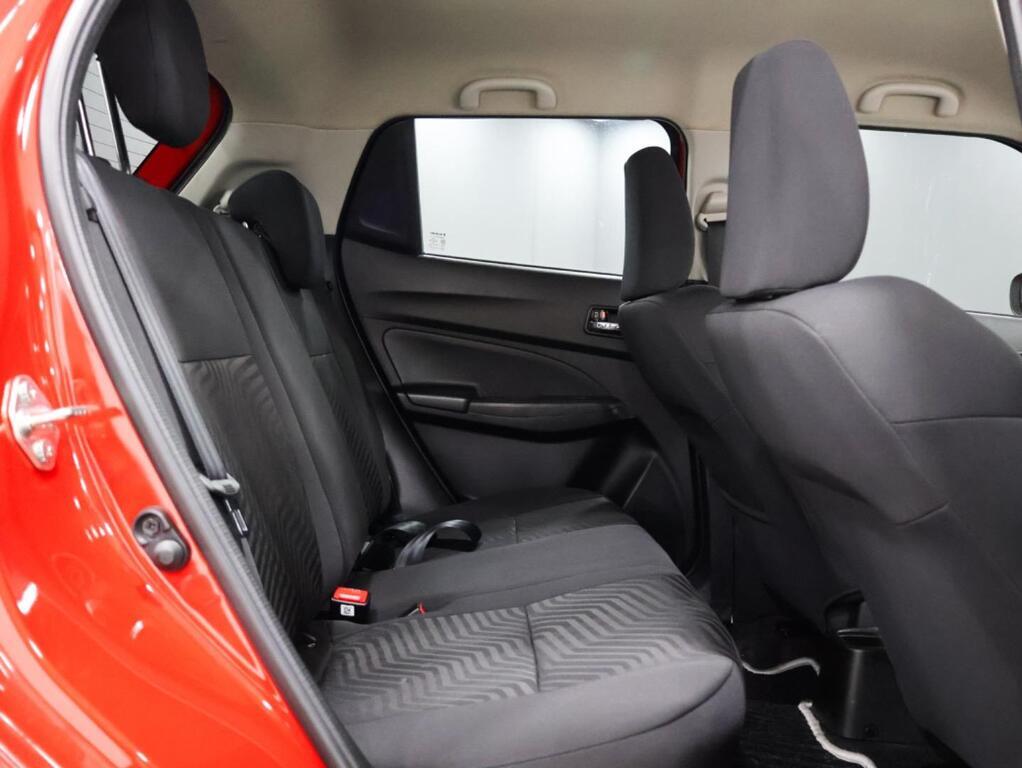SUZUKI SWIFT - Image 8
