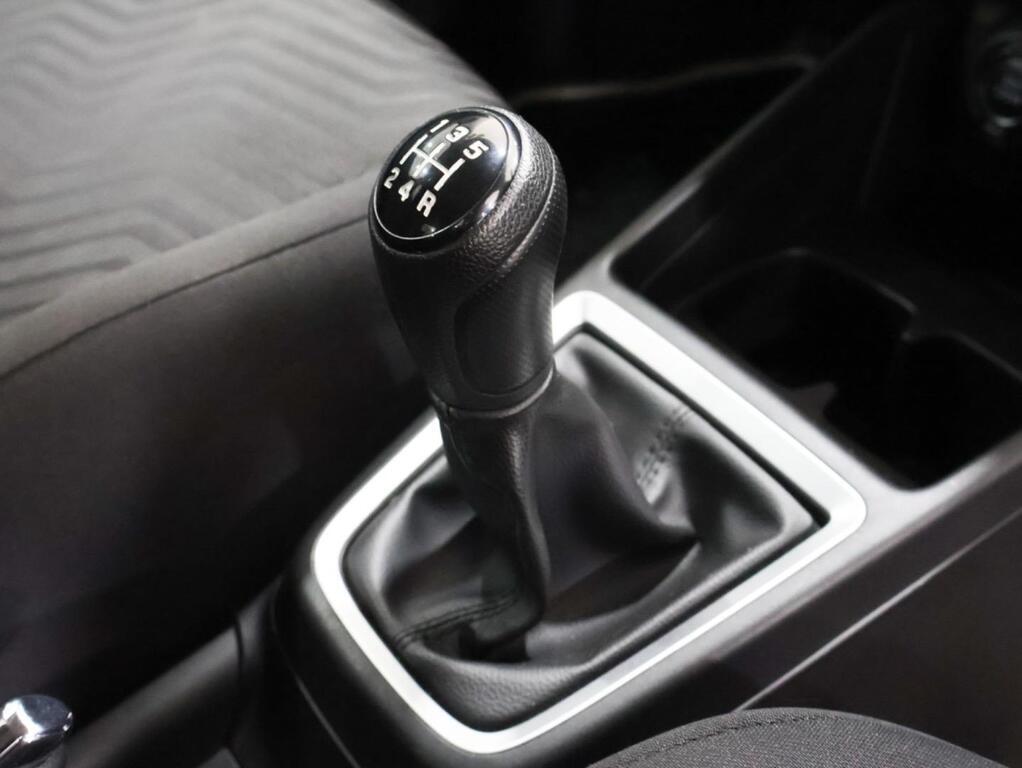 SUZUKI SWIFT - Image 10