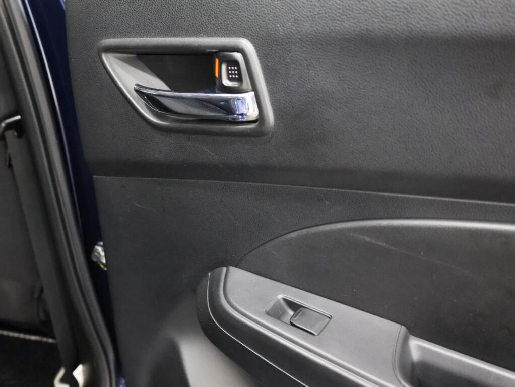 SUZUKI SWIFT - Image 20