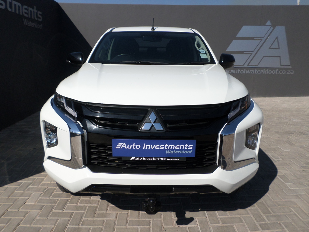 MITSUBISHI TRITON TRITON 2.4 Di-DC 4X4 A/T P/U D/C