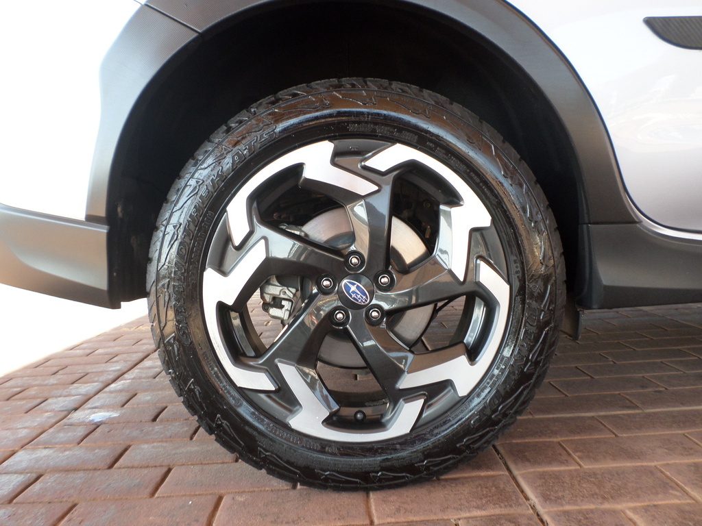 SUBARU XV XV 2.0 iS-ES CVT
