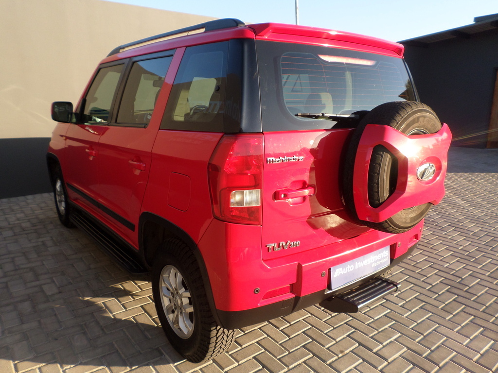 MAHINDRA TUV TUV300 1.5TD (7 SEAT)