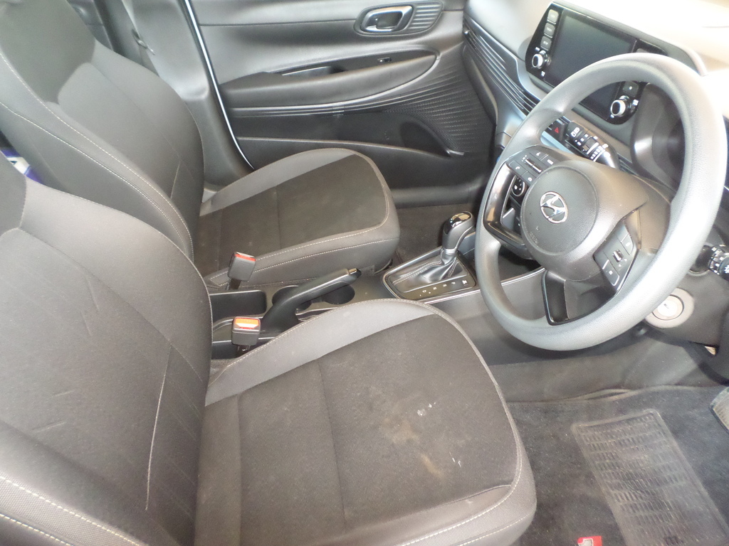HYUNDAI I20 i20 1.4 MOTION A/T