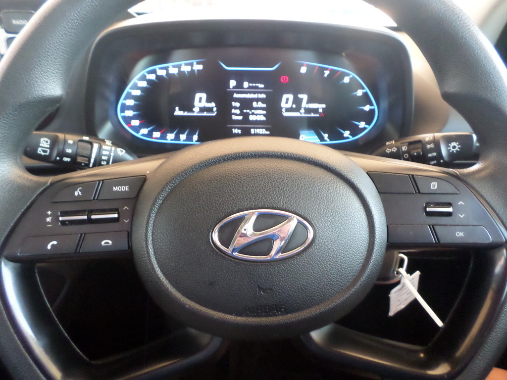 HYUNDAI I20 i20 1.4 MOTION A/T