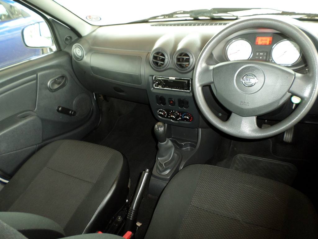 NISSAN NP200 NP200 1.6  A/C SAFETY PACK P/U S/C - 10