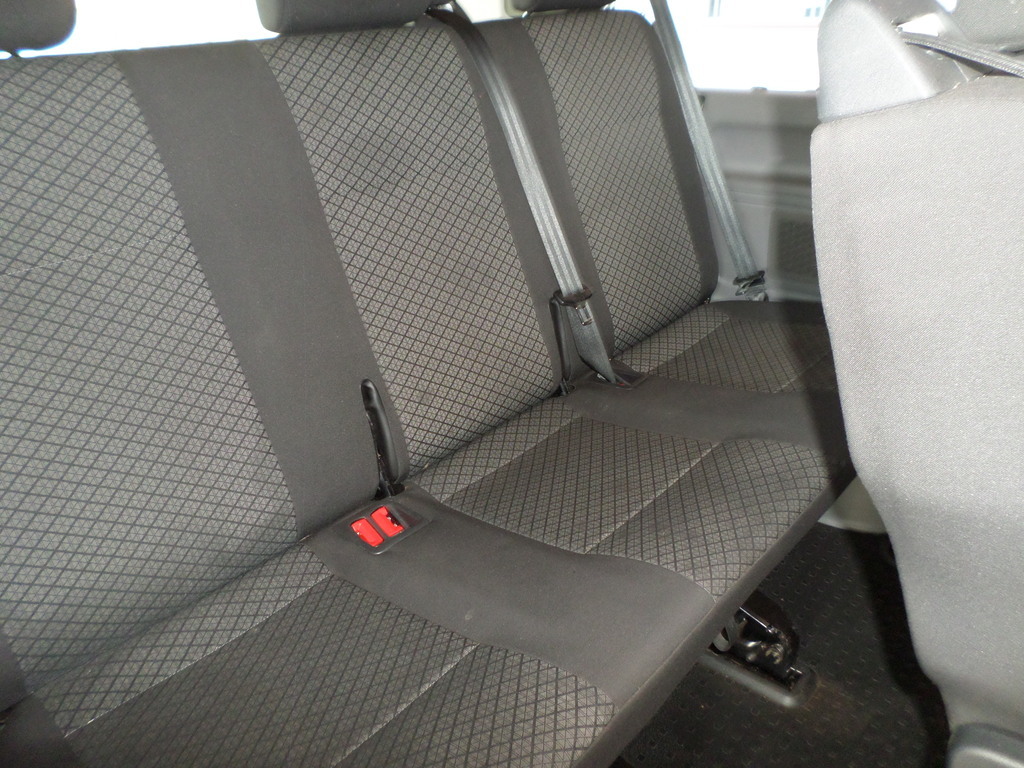 VOLKSWAGEN T6 T6.1 KOMBI 2.0TDi DSG 110KW TRENDLINE