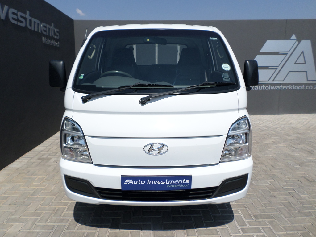 HYUNDAI H100 H100 2.6D A/C F/C D/S