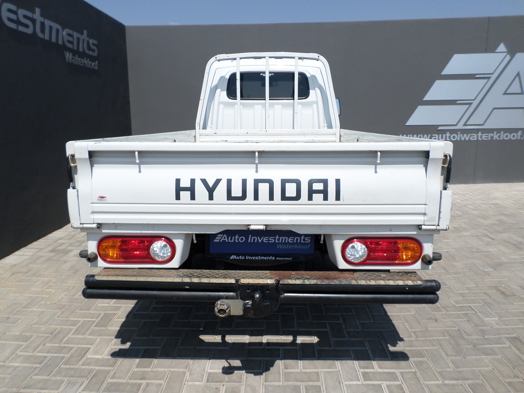 HYUNDAI H100 H100 2.6D A/C F/C D/S