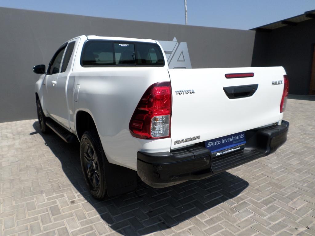 TOYOTA HILUX HILUX 2.4 GD-6 RB RAIDER A/T P/U E/CAB