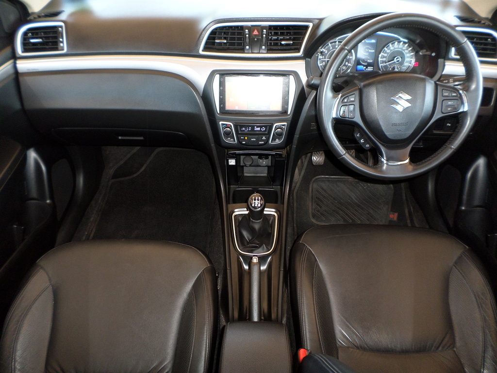 SUZUKI CIAZ CIAZ 1.5 GLX