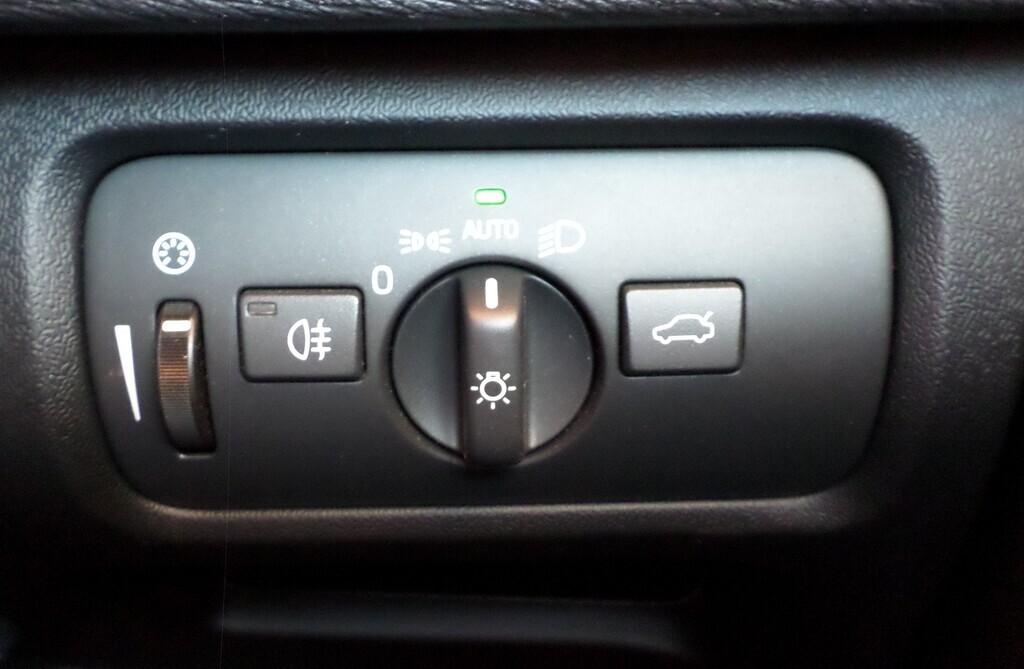VOLVO V40 V40 CC D3 INSCRIPTION GEARTRONIC - 17