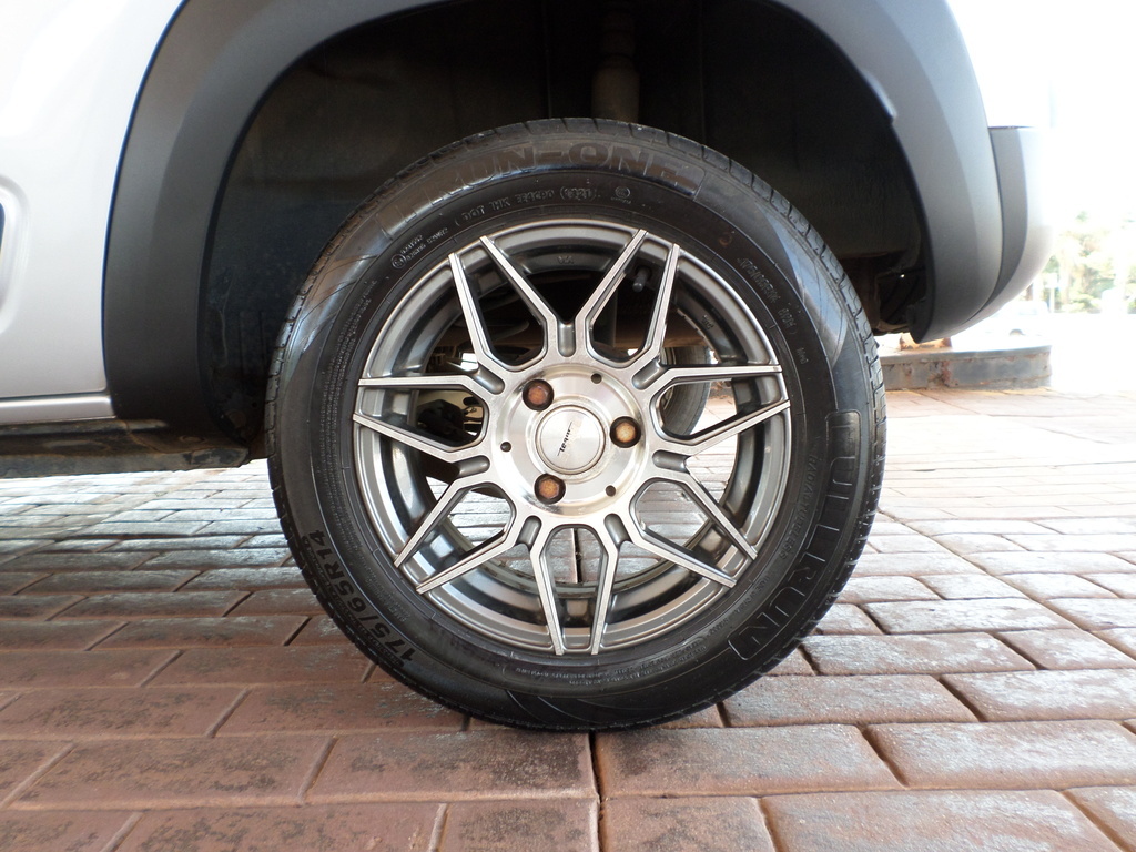RENAULT KWID KWID 1.0 DYNAMIQUE 5DR