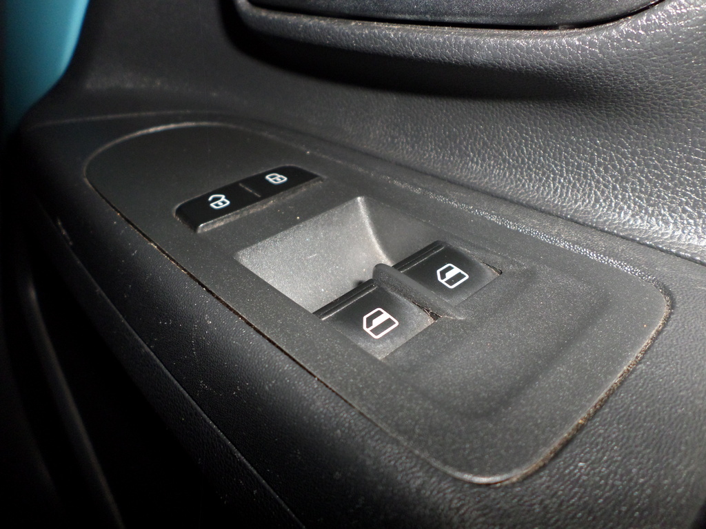 VOLKSWAGEN UP TAKE UP! 1.0 5DR