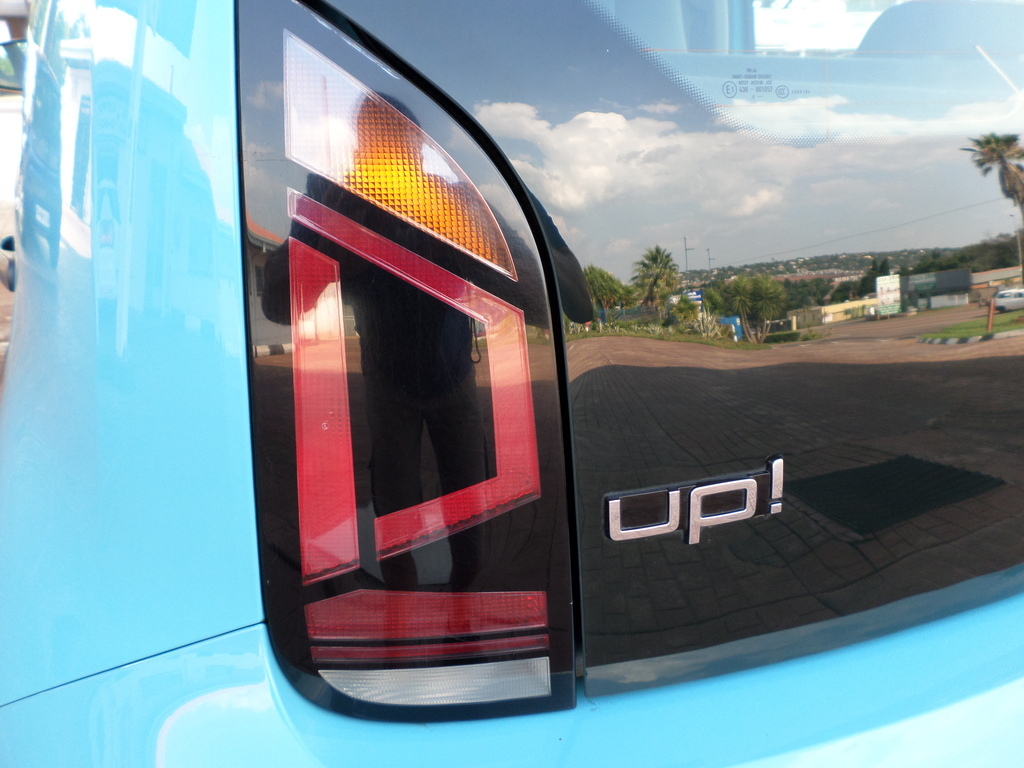 VOLKSWAGEN UP TAKE UP! 1.0 5DR