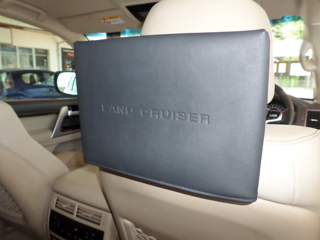 TOYOTA LAND CRUISER LAND CRUISER 200 V8 4.5D VX-R A/T