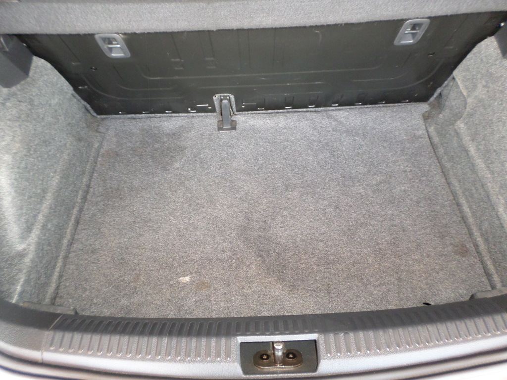 VOLKSWAGEN POLO VIVO POLO VIVO 1.4 TRENDLINE (5DR)