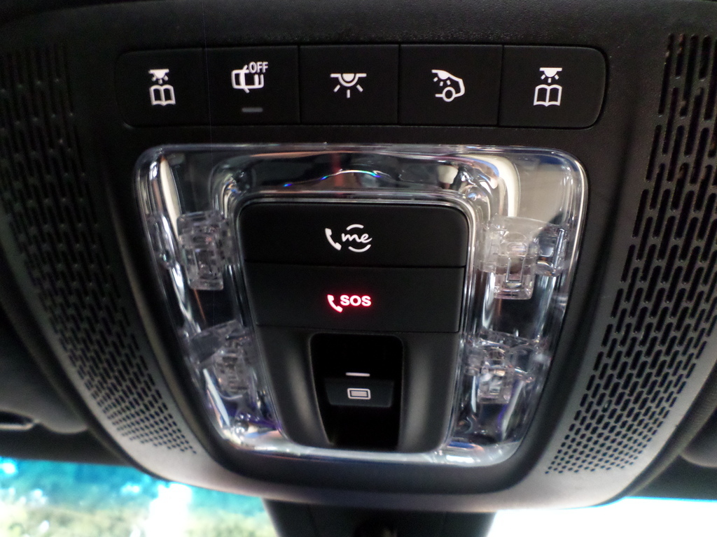 MERCEDES-BENZ A CLASS A200 A/T