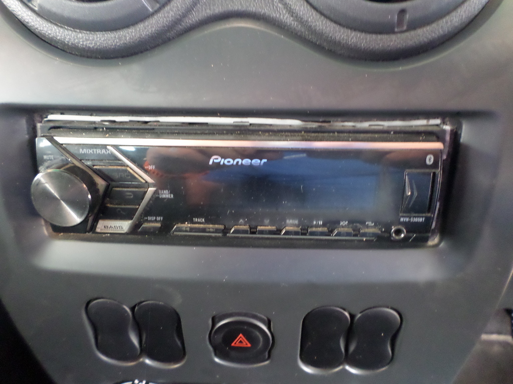 NISSAN NP200 NP200 1.6  A/C SAFETY PACK P/U S/C - 14