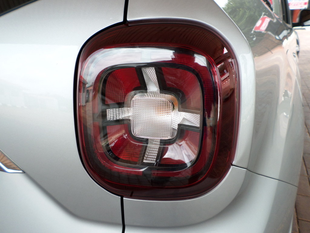 RENAULT DUSTER DUSTER 1.5 dCI PRESTIGE EDC - 18