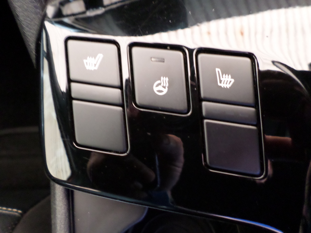 KIA SPORTAGE SPORTAGE 1.6T-GDi GT LINE A/T - 16