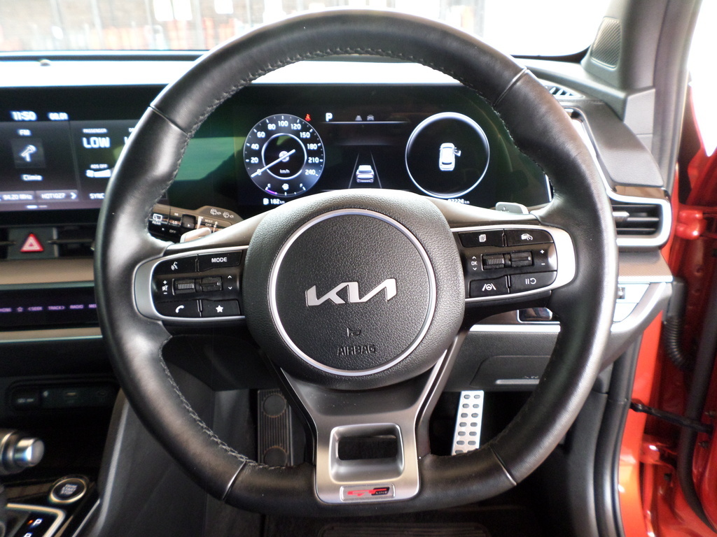 KIA SPORTAGE SPORTAGE 1.6T-GDi GT LINE A/T - 18