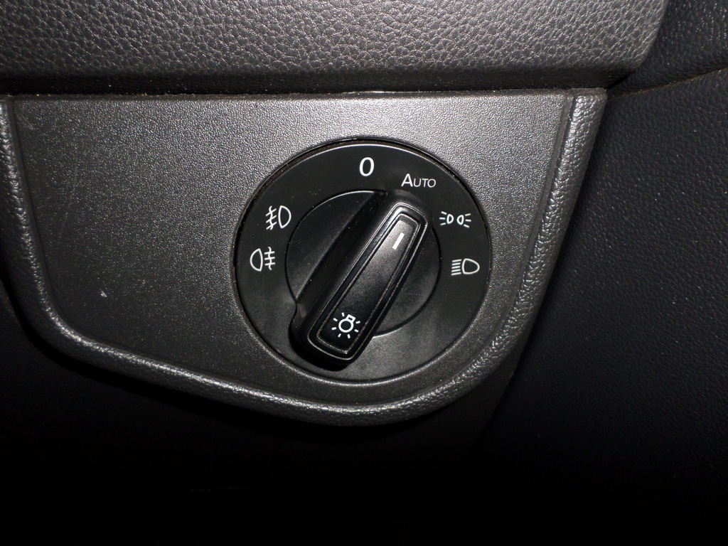 VOLKSWAGEN POLO POLO 1.0 TSI R-LINE DSG