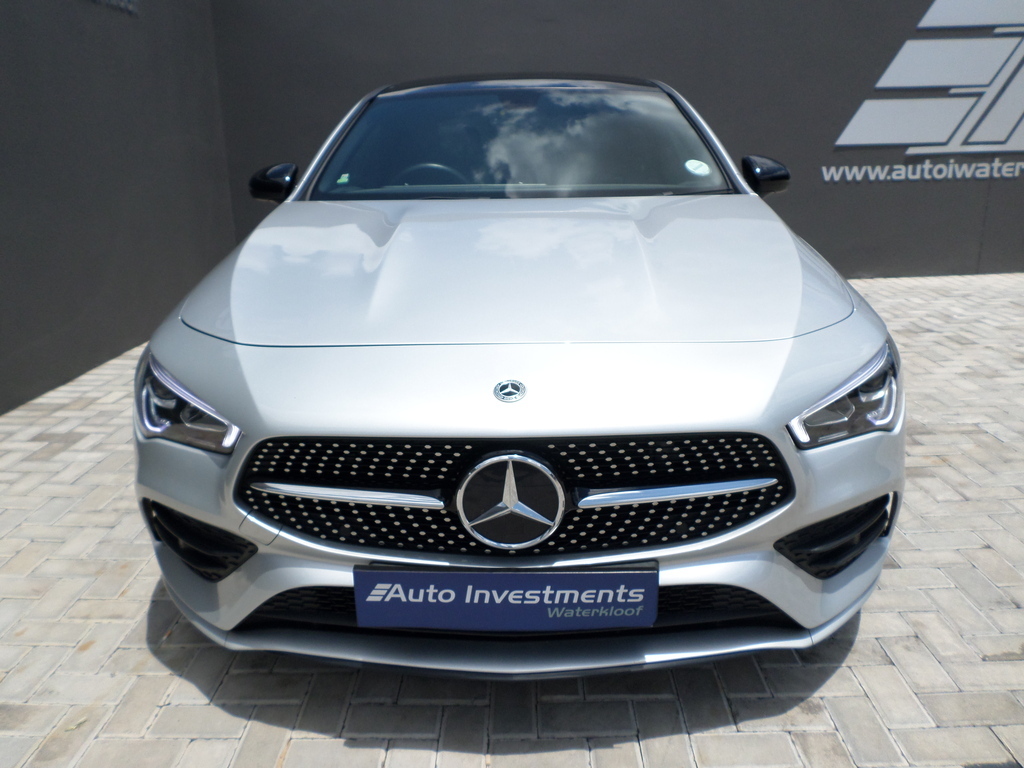 MERCEDES-BENZ CLA CLA 200 A/T