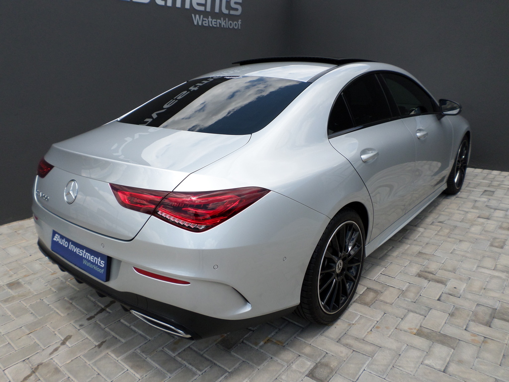 MERCEDES-BENZ CLA CLA 200 A/T
